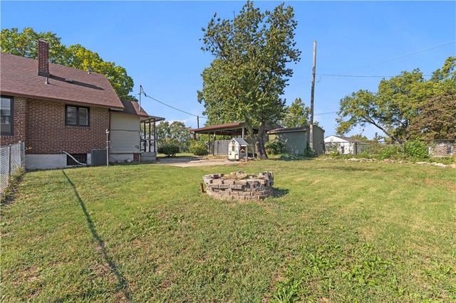 1340 Spruce Street, Leavenworth, KS 66048