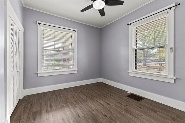 1340 Spruce Street, Leavenworth, KS 66048