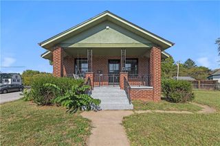 1340 Spruce Street, Leavenworth, KS 66048