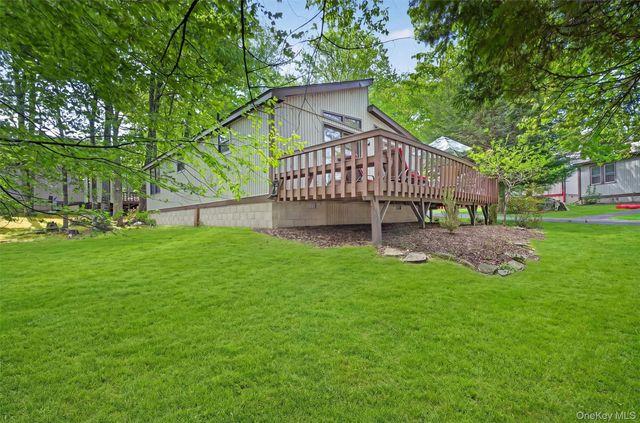 4 Ivanhoe Court, Monticello, NY 12701