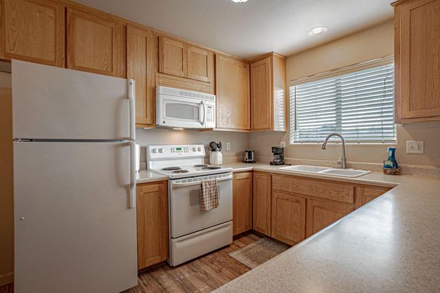 3420 Sonny Way, White City, OR 97503