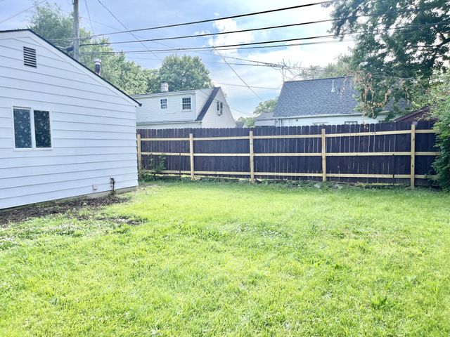 4506 S Colonial Avenue, Fort Wayne, IN 46806