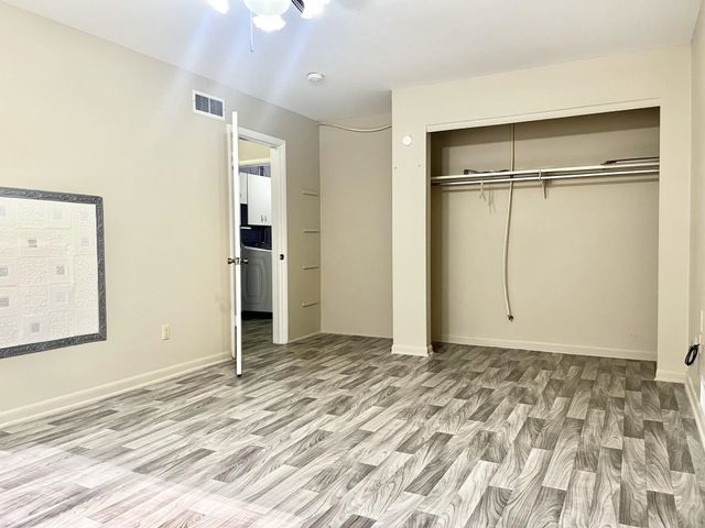 4506 S Colonial Avenue, Fort Wayne, IN 46806