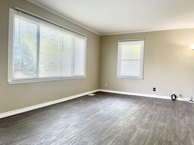4506 S Colonial Avenue, Fort Wayne, IN 46806