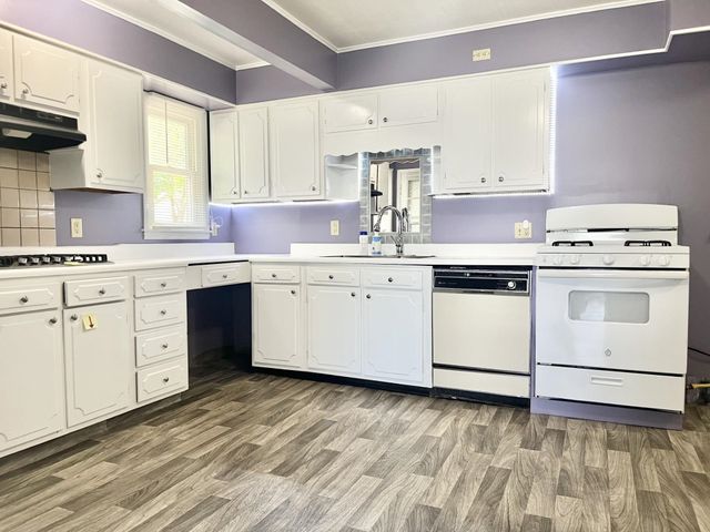 4506 S Colonial Avenue, Fort Wayne, IN 46806