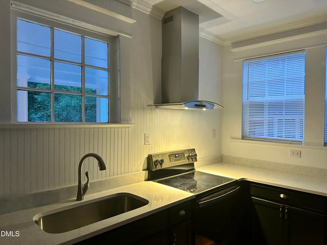 1110 Glenwood Avenue, Raleigh, NC 27605