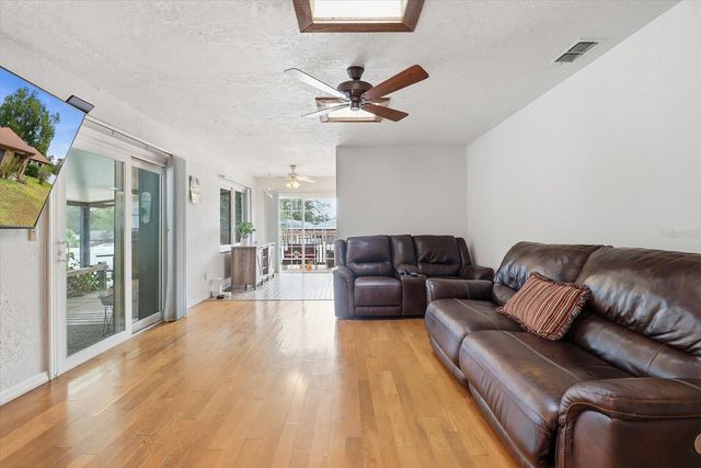 3265 NE 30 COURT, Ocala, FL 34479