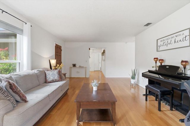 3265 NE 30 COURT, Ocala, FL 34479