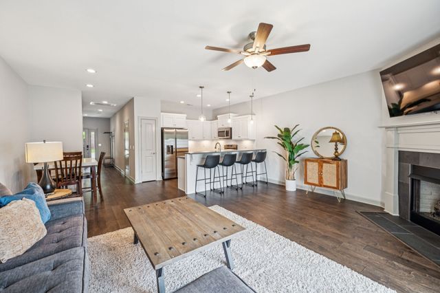 2342 N Tennessee Blvd Apt 1203, Murfreesboro, TN 37130