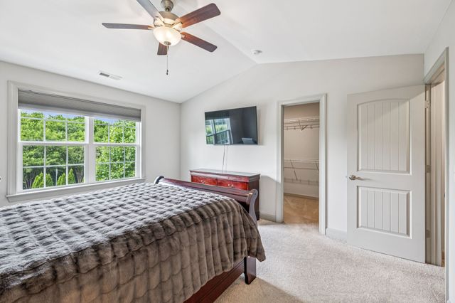 2342 N Tennessee Blvd Apt 1203, Murfreesboro, TN 37130