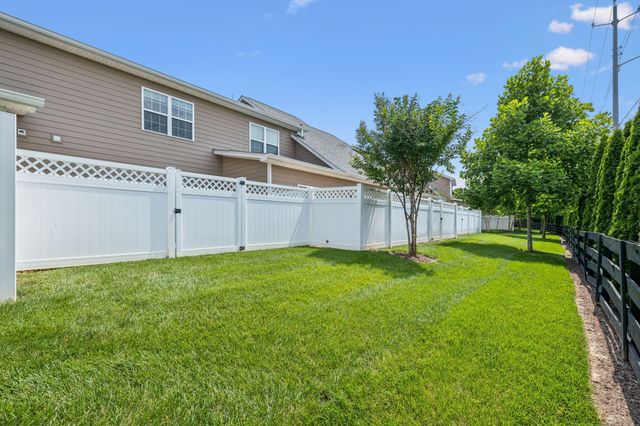 2342 N Tennessee Blvd Apt 1203, Murfreesboro, TN 37130