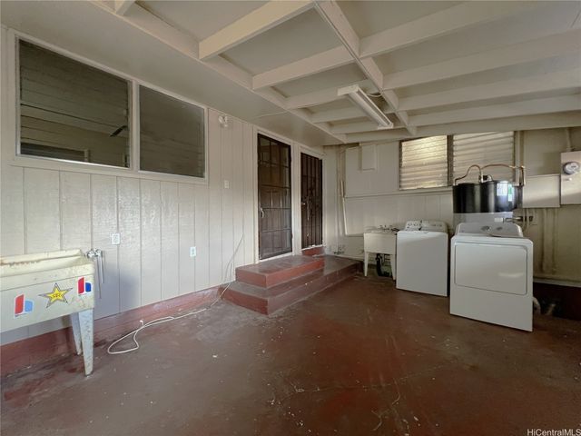 2322 Maile Way, Honolulu, HI 96822