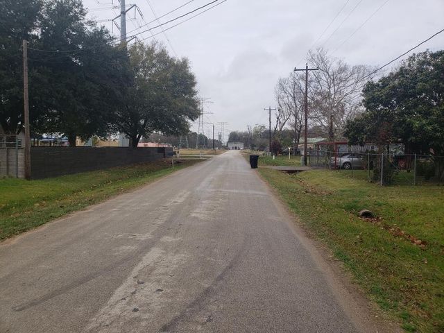 5915 Albert Drive, Houston, TX 77396