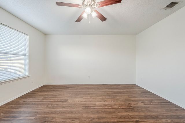 10408 Wood Leaf Court, Fort Worth, TX 76244