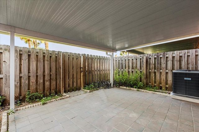 2250 S PALMETTO AVENUE i-11, Daytona Beach, FL 32119