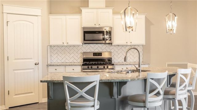 1222 Bradley Street, Centerton, AR 72719