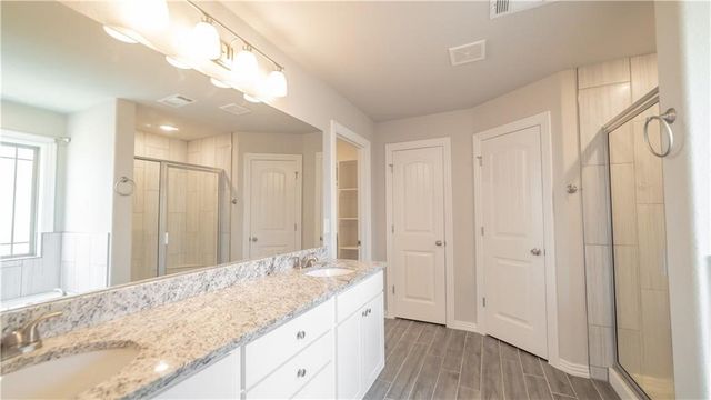 1222 Bradley Street, Centerton, AR 72719