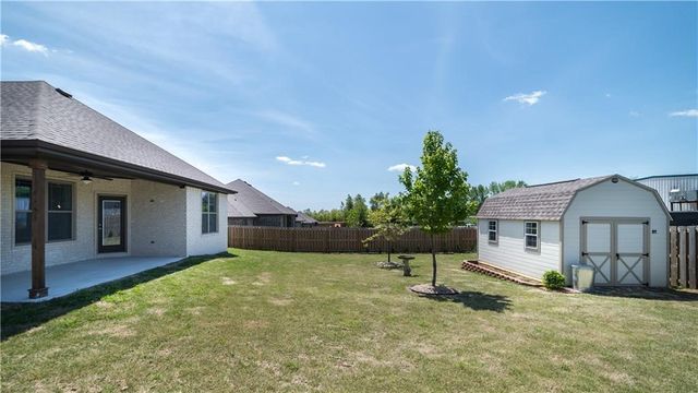 1222 Bradley Street, Centerton, AR 72719