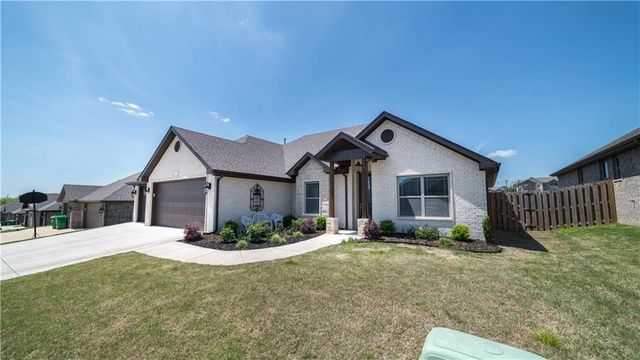 1222 Bradley Street, Centerton, AR 72719