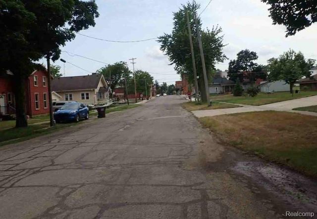 207 N Church Street, Hudson, MI 49247