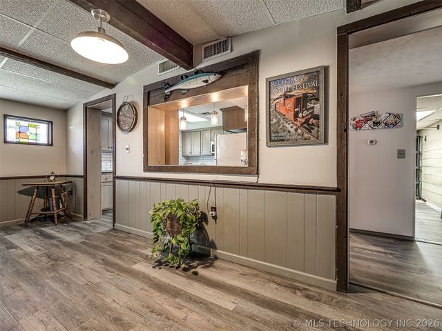 32033 E 695 Way, Wagoner, OK 74467