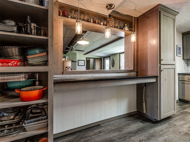 32033 E 695 Way, Wagoner, OK 74467