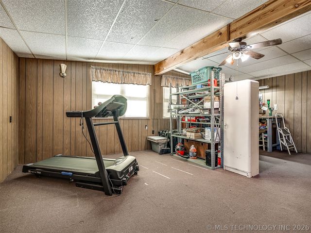 32033 E 695 Way, Wagoner, OK 74467