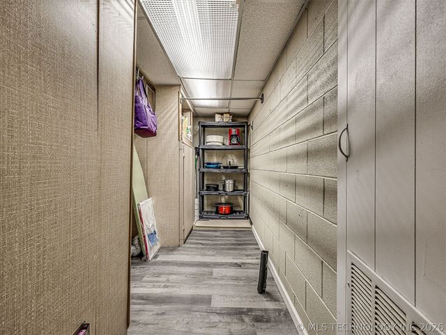 32033 E 695 Way, Wagoner, OK 74467