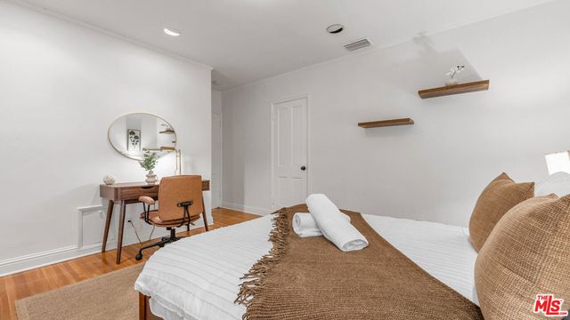 10575 Holman Avenue, Los Angeles, CA 90024