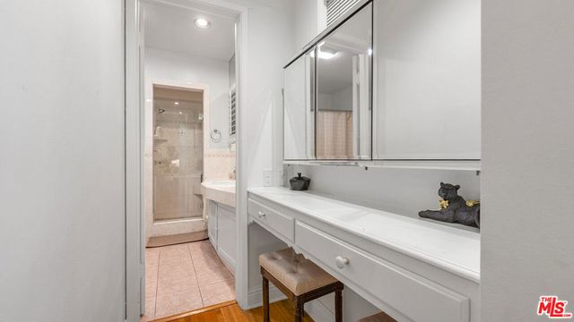 10575 Holman Avenue, Los Angeles, CA 90024