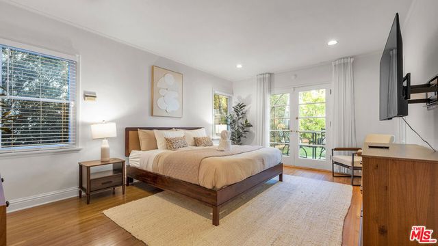 10575 Holman Avenue, Los Angeles, CA 90024