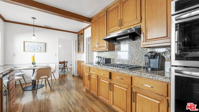 10575 Holman Avenue, Los Angeles, CA 90024