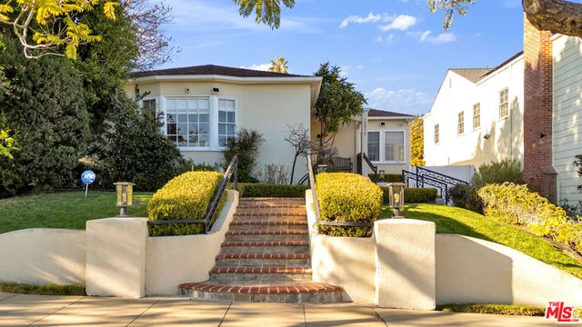10575 Holman Avenue, Los Angeles, CA 90024