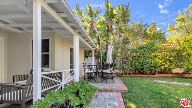 10575 Holman Avenue, Los Angeles, CA 90024