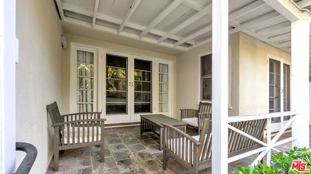 10575 Holman Avenue, Los Angeles, CA 90024