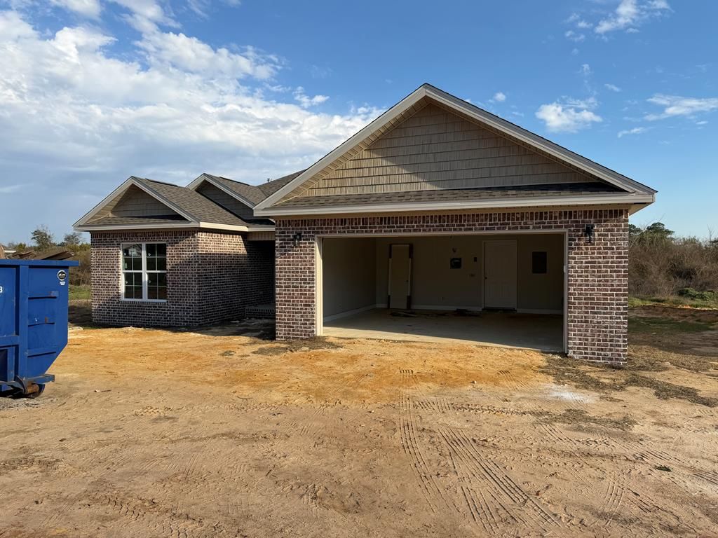 548 N John Street, New Brockton, AL 36351