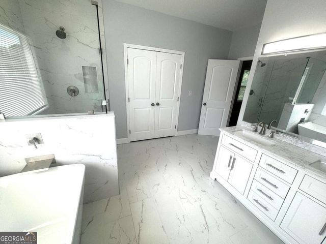 3700 Hudson Court, Rex, GA 30273