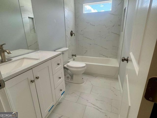 3700 Hudson Court, Rex, GA 30273