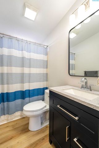 93 Ridgecliff Drive, Richland, WA 99352