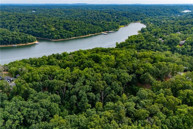 Windjammer Court, Rogers, AR 72756
