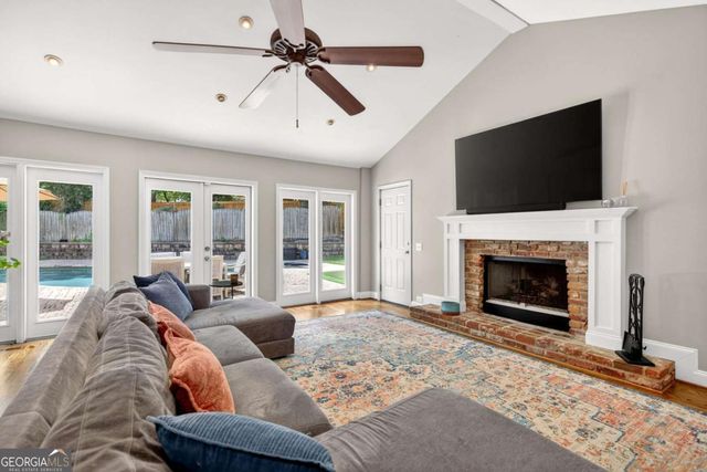 2085 Mount Paran Road NW, Atlanta, GA 30327