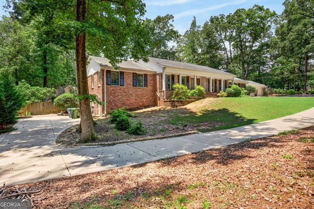 2085 Mount Paran Road NW, Atlanta, GA 30327