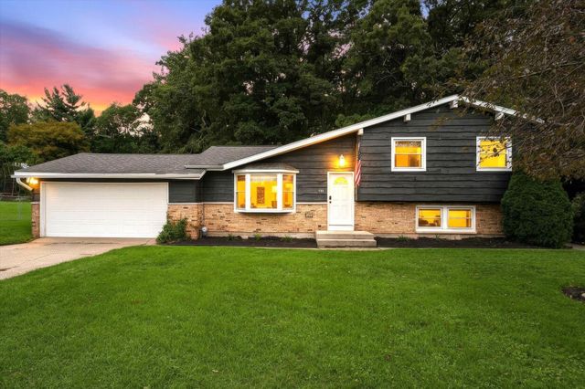 193 Lantern Drive Nw, Alpine Twp, MI 49321