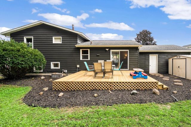 193 Lantern Drive Nw, Alpine Twp, MI 49321