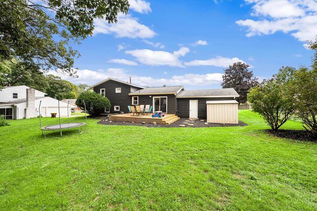 193 Lantern Drive Nw, Alpine Twp, MI 49321