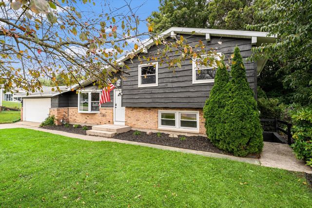 193 Lantern Drive Nw, Alpine Twp, MI 49321