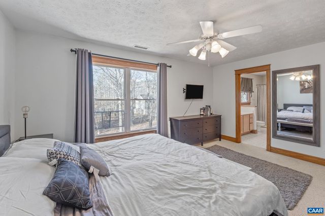 8 DEERPATH RD, Palmyra, VA 22963