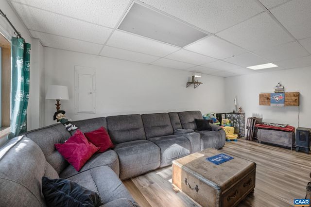 8 DEERPATH RD, Palmyra, VA 22963