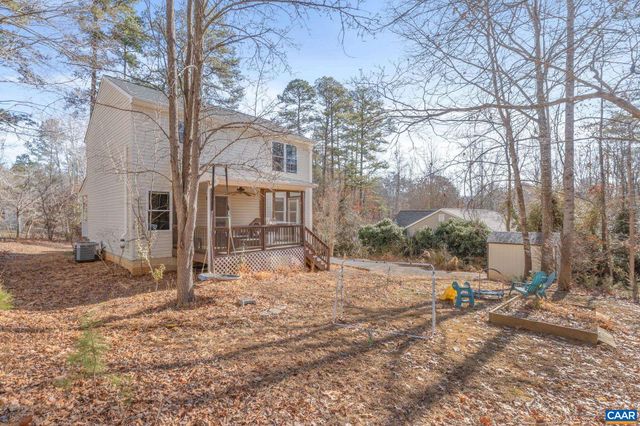 8 DEERPATH RD, Palmyra, VA 22963
