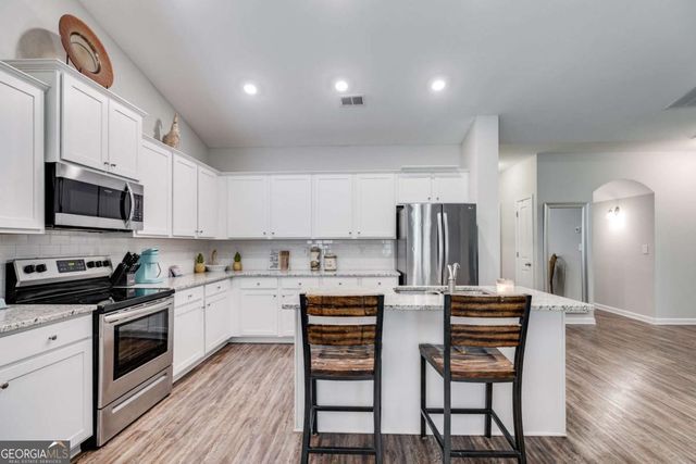 204 Stone Creek Court, Temple, GA 30179